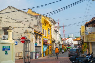 Tarihi şehir merkezi Melaka, Malezya 'daki Jalan Tokong Caddesi' ndeki tarihi binalar. Malacca Boğazı 'nın tarihi şehirleri UNESCO' nun Dünya Mirası Alanıdır..