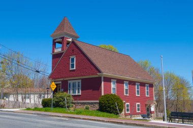 Tarihi şehir merkezi Mendon, Massachusetts MA 'daki 18 Main Caddesi' ndeki Old Taft Halk Kütüphanesi, ABD. 