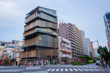 Asakusa Kültür Turizm Merkezi Japonya 'nın Tokyo şehrindeki Asakusa' da Senso Ji Tapınağı 'nın yanında.. 