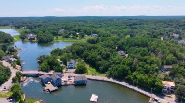 Cohasset Cove hava manzarası. Cohasset, Massachusetts MA, ABD 'deki Cohasset kasabasındaki balıkçı teknesi de dahil.. 