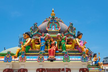 Sri Mariamman Tapınağı, 244 Güney Köprüsü Yolu, Çin Mahallesi Outram Bölgesi, Singapur.