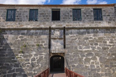 Castillo de la Real Fuerza, Küba 'nın Eski Havana kentindeki Plaza de Armas' da 1577 yılında inşa edilmiştir. Eski Havana bir Dünya Mirası Alanı. 