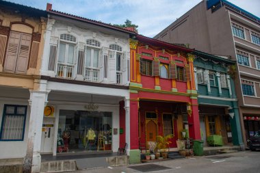 Tarihi Kampong Glam 'daki Aliwal Caddesi' ndeki tarihi ticari binalar, Central Area 'daki Rochor bölgesi, Singapur. 