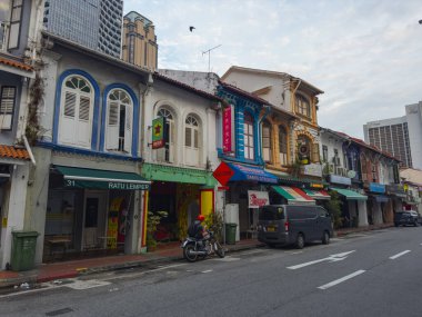 Tarihi ticari binalar Arap caddesinde tarihi Kampong Glam 'da Beach Road' da, Rochor bölgesinde, Singapur 'da.. 