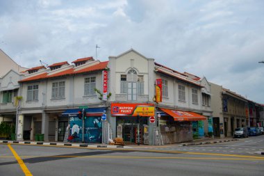 Jalan Besar Caddesi 'ndeki tarihi ticari binalar Küçük Hindistan' da Upper Weld Yolu 'nda Rochor Bölgesi, Singapur. 