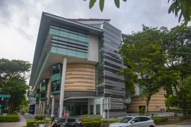Singapur Yönetim Üniversitesi (SMU) Merkez Bölgesi Prinsep Caddesi 'ndeki Prinsep Caddesi' nde bulunan sütyenler üzerine Ekonomi Okulu, Singapur. 
