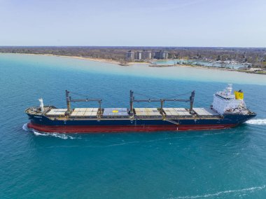 Toplu taşıyıcı BARBRO G St. Clair Nehri üzerinden Huron Gölü 'ne doğru yelken açtı. Bu nehir Port Huron, Michigan, ABD ve Point Edward, Ontario, Kanada 'yı böldü.. 