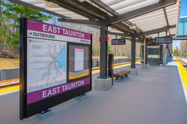 Fall River New Bedford Line için MBTA Doğu Taunton istasyonu, Massachusetts MA, ABD.