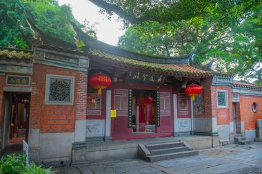 Zhenwu Fashi Zhenwu Tapınağının ana salonu. Zhenwu Tapınağı, Çin 'in Fujian Eyaleti' nin Quanzhou şehrinde bulunan Taoist bir tapınaktır. Bu tapınak, UNESCO 'nun Dünya Mirası Alanı Song Yuan Çin' in Dünya Mağazasıdır.. 