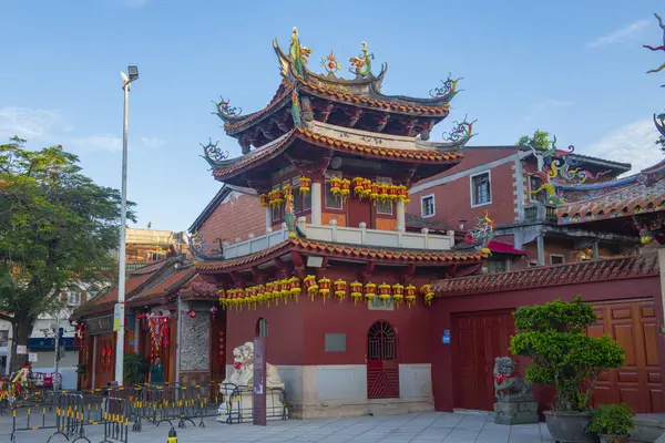 Thean Hou Tapınağı Davul Kulesi (Tianhou Gong, Tin Hau Tapınağı). Bu tapınak Mazu tanrıçasına adanmış Mazu tapınağı. Tapınak Licheng, Quanzhou, Fujian, Çin 'de bir Dünya Mirası Alanı..   