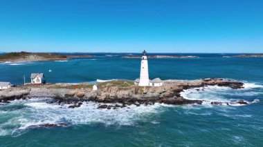 Boston Limanı, Boston, Massachusetts MA, ABD 'deki Little Brewster Adası' ndaki Boston Deniz Feneri..