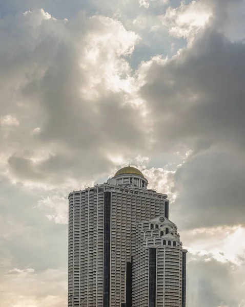 Bangkok Tayland Kasım 2022 Gökyüzünün Arka Planına Karşı Modern Yüksek — Stok fotoğraf