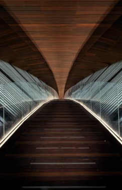 Nakhonsawan, Tayland - 23 Nisan 2023 - İç mimari adı PA SAN veya Pasan Tahta Köprüsü, Yom Adası Burnu 'ndaki Chao Phraya Nehri' nin kökenine ait anıt yapı mimarisi..