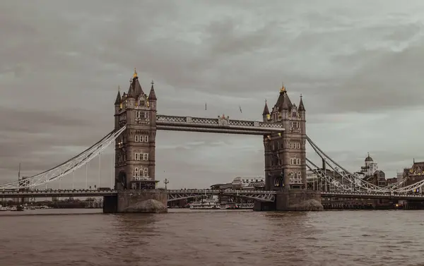 Londres Reino Unido Fevereiro 2024 Vista Panorâmica Famosa Ponte Torre — Fotografia de Stock
