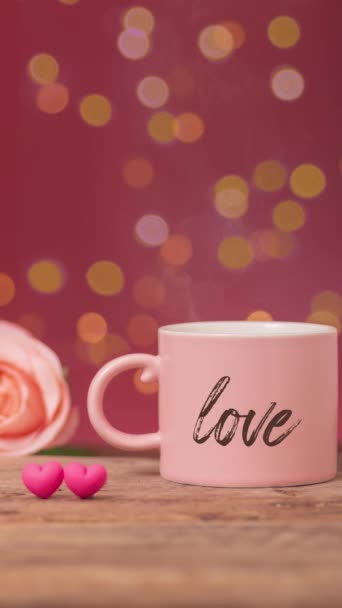 Warme Drank Met Rook Roze Koffiekopje Schrijven Woord Liefde Naast — Stockvideo