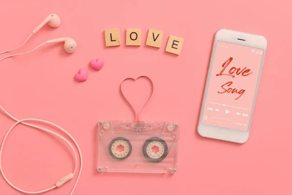 Cinta Magnética Casete Audio Transparente Vintage Forma Corazón Auriculares Teléfono — Foto de Stock