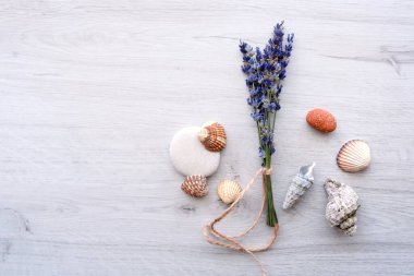 avuç lavanta ahşap tablo