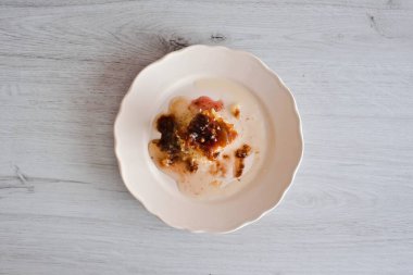 Tabaktaki cevizli kekin arka planı