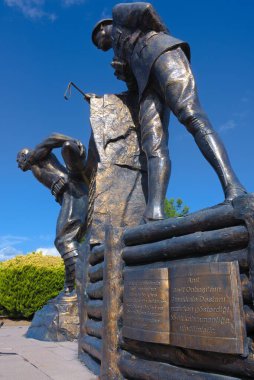 Koca Seyit Köyü Kahraman Anıtı-Havran Balkesir