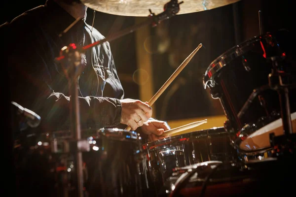 Drummer Plays Drumsticks Rock Drum Set — Stock Photo, Image