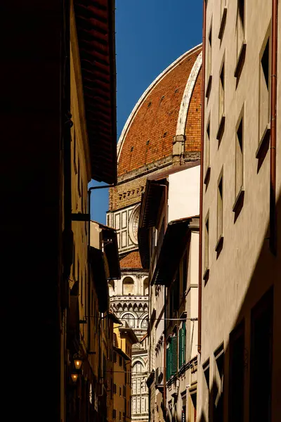 Pohled Ulic Florencie Katedrále Santa Maria Del Fiore — Stock fotografie