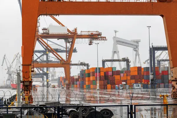 International container sea cargo port