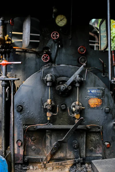 Darjeeling India June 2015 대로변에 위치한 다르질링 Darjeeling 철도의 장난감 — 스톡 사진