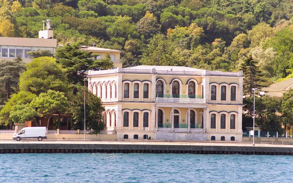 View Kalender Mansion Beach House Flocated European Side Bosphorus Strait — Stock Photo, Image