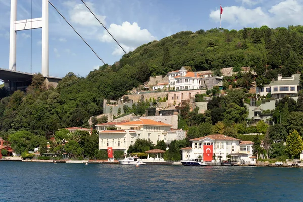 View Sea Asian Side Bosphorus Strait Istanbul Turkey Traditional Waterfront — Stock Photo, Image