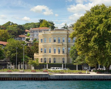 İstanbul, İstanbul ve Türkiye 'de İstanbul Boğazı' nın Avrupa yakasının manzarası