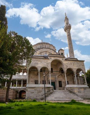 Ayazma Camii, ya da Ayazma Camii, İstanbul 'un Uskudar ilçesinde, İstanbul Boğazı' nın Asya tarafında yer alan Osmanlı Barok tarzı bir cami.