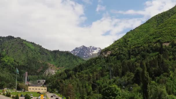 Almaty Dağları Haziran 2022 Medeo Shymbulak Moutain Tatil Köyü Genel — Stok video