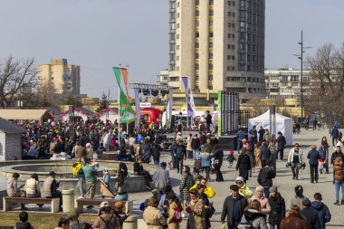 Almaty Kazakistan 22 Mart 2023. Arbat 'ta Nauryz' i Kutlama