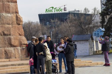 Almaty Kazakistan 22 Mart 2023. Arbat 'ta Nauryz' i Kutlama