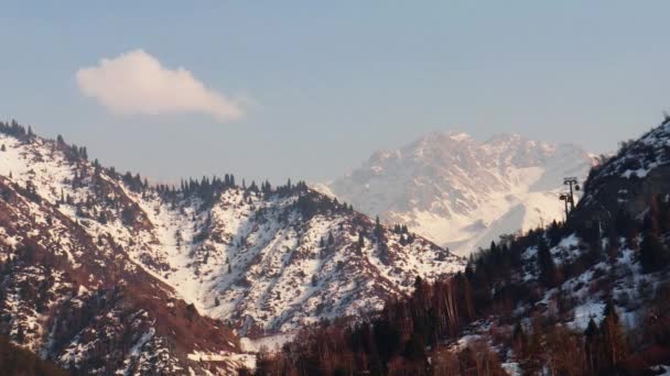 Almaty City Timelapse Maret 2023 Medeo Shymbulak Mountain Resort — Stok Video
