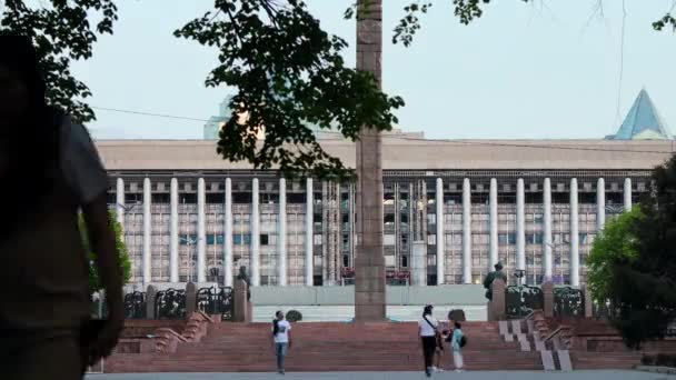 Almaty City Timelapse Алмати Казахстан Квітня 2023 Площа Республіки Площа — стокове відео