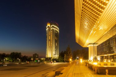 Almaty Şehri Kazakistan. 5 Mayıs 2023. Kazak Oteli, Kazakistan 'ın Almatı şehrinde. Almaty 'deki en popüler bina.