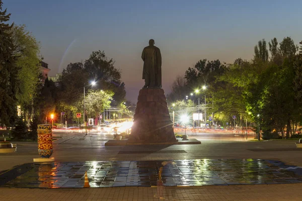 Almaty City Kazakhstan Mai 2023 Monument Célèbre Poète Écrivain Kazakh — Photo