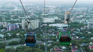  Almaty Şehri. Almaty Kazakistan 20 Haziran 2022. Kok Tobe Tepesinden Görünüm