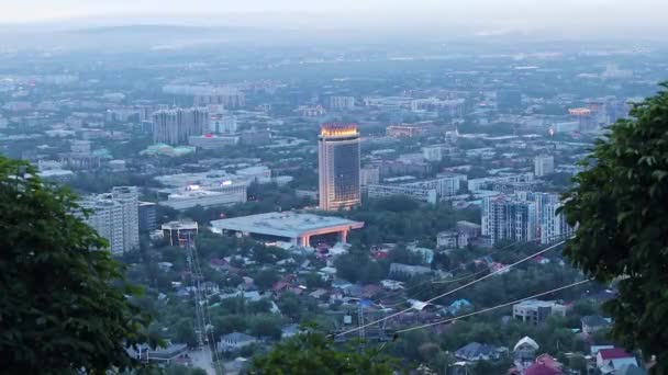 Almaty Stad Almaty Kazachstan Juni 2022 Uitzicht Vanaf Kok Tobe — Stockvideo