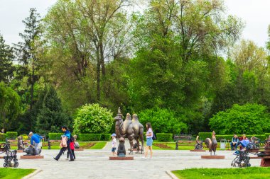  Almaty City Kazakistan 12 Mayıs 2023. Almaty şehrindeki Gorky Central Park