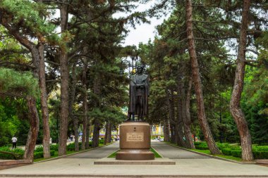 Almaty City Kazakistan 12 Mayıs 2023. 28 Panfilov Muhafız Parkı. Momishuly Anıtı