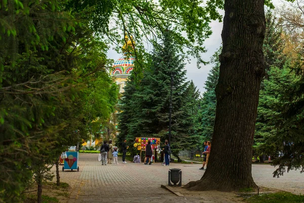 Almaty City Kasachstan Mai 2023 Panfilows Central Park Himmelfahrtskathedrale Russisch — Stockfoto