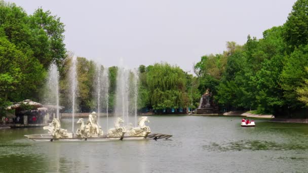 Almaty City Kazakistan Mayıs 2023 Almaty Şehrindeki Gorky Central Park — Stok video
