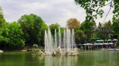  Almaty City Kazakistan 12 Mayıs 2023. Almaty şehrindeki Gorky Central Park