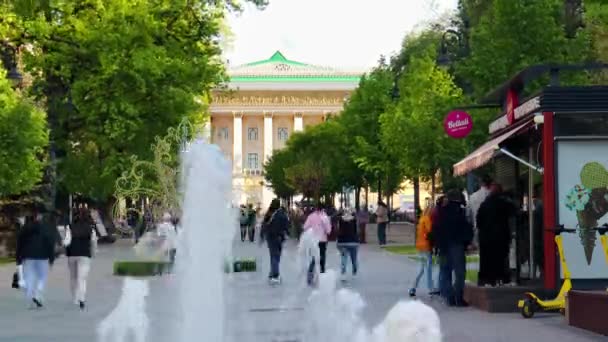 Almaty City Timelapse Almaty Cazaquistão Maio 2023 Avenida Arbat Almaty — Vídeo de Stock