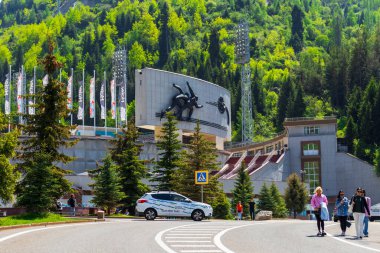 Almaty Dağları. Kazakistan 30 Mayıs 2023 Medeo Shymbulak Dağı Tatil Köyü