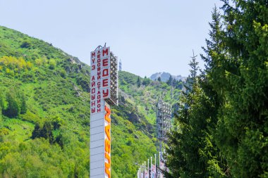Almaty Dağları. Kazakistan 30 Mayıs 2023 Medeo Shymbulak Dağı Tatil Köyü