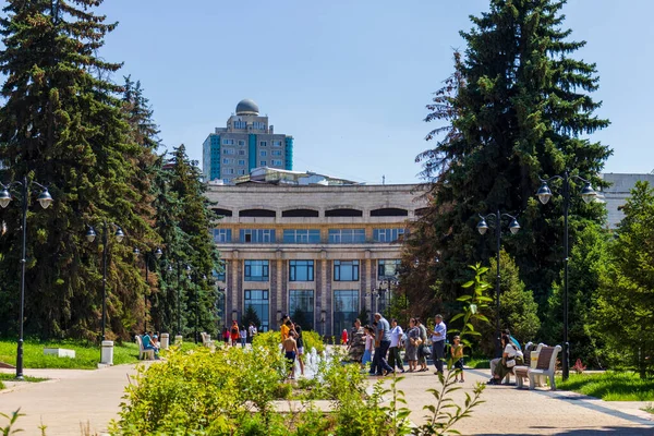 Almaty City 1Er Juillet 2023 Kazakhstan Almaty Avenue Dostyk — Photo
