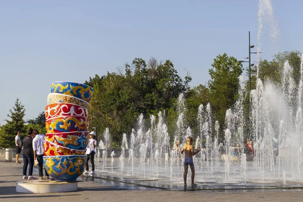 Almaty City Temmuz 2023 Kazakistan Almaty Dostyk Caddesi — Stok fotoğraf